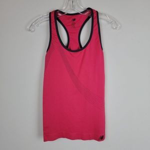 New Balance Women's Red Black Seamless Stretchy Sports Yoga Everyday Tank Top S